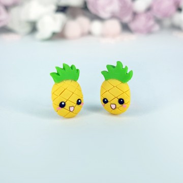 Pineapple stud earrings 02